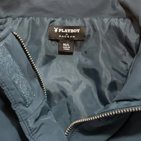 Playboy By PacSun Ski Puffer Jacket in Navy & Grey. Size M/L. - Picture 10 of 16